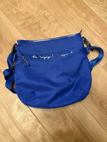 agnes b. VOYAGE 숄더백 블루