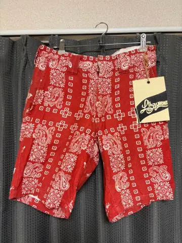 Dickies x Lil Almond 페이즐리 무늬 숏팬츠