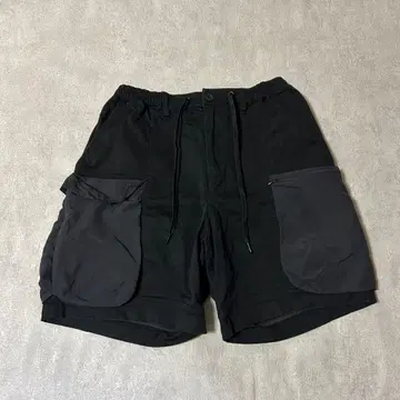 NULL TOKYO 카고 숏팬츠 블랙