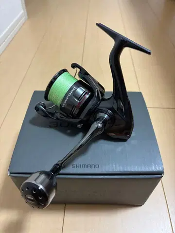 시마노 24 반포드 3000MHG