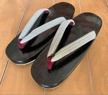 미사용 여성 우콘 일본 나막신 흑칠 오동나무 일본제 [ 22.5~25.5cm 정도까지 ]