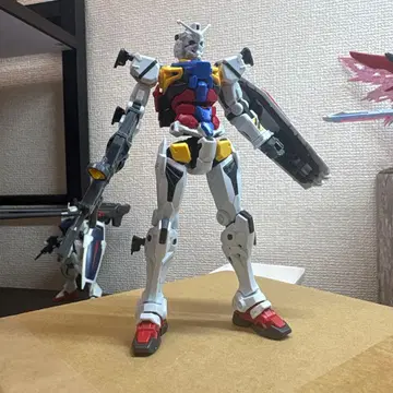 건담 프라모델 완성품 HG 화이트 건담