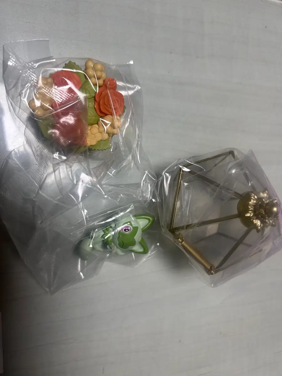 포켓몬 리멘트 로맨틱 컬렉션 & 오발티크(뮤)