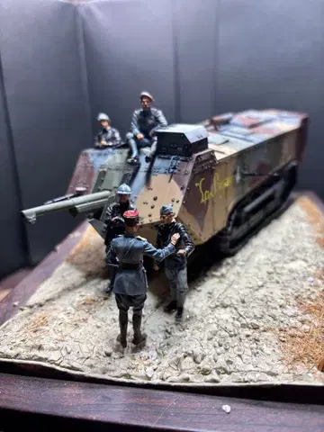 슈나이더 CA1 1/35 탱크 프라모델 완성품