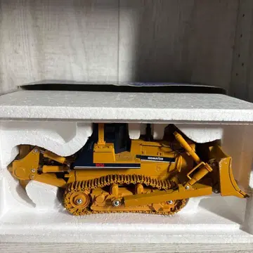 KOMATSU D475A 불도저 1/50 다이캐스트 모델