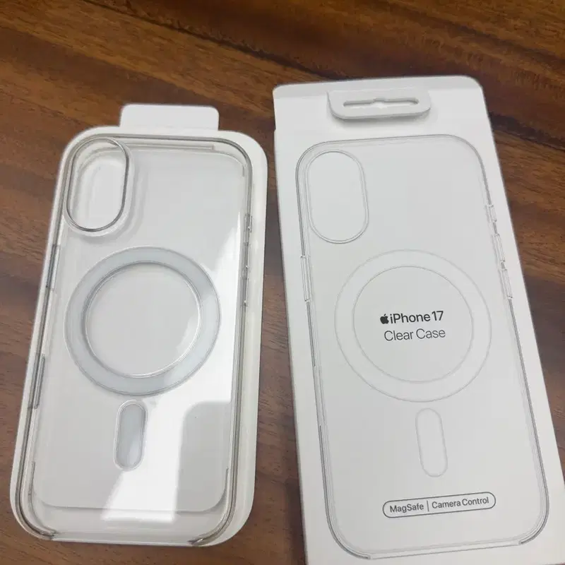 정품 아이폰 17 정품 MagSafe 투명 케이스 상태 굿
