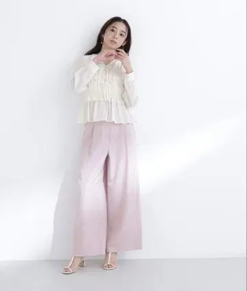 새상품급 벨티드 턱 와이드 팬츠