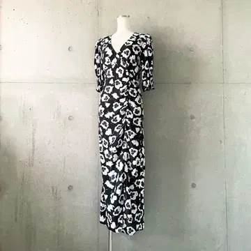새상품급 H&M 팬지 패턴 롱 원피스 개더 슬릿 리조트 여행 S