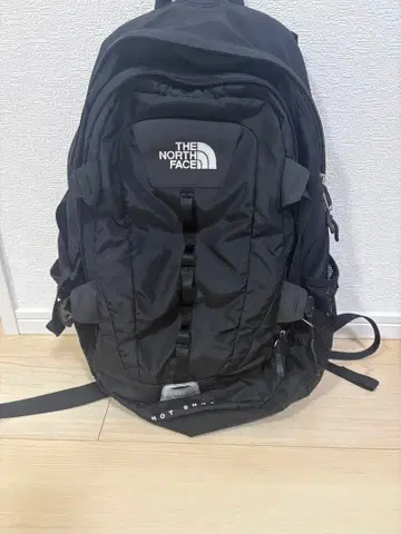 THE NORTH FACE HOT SHOT