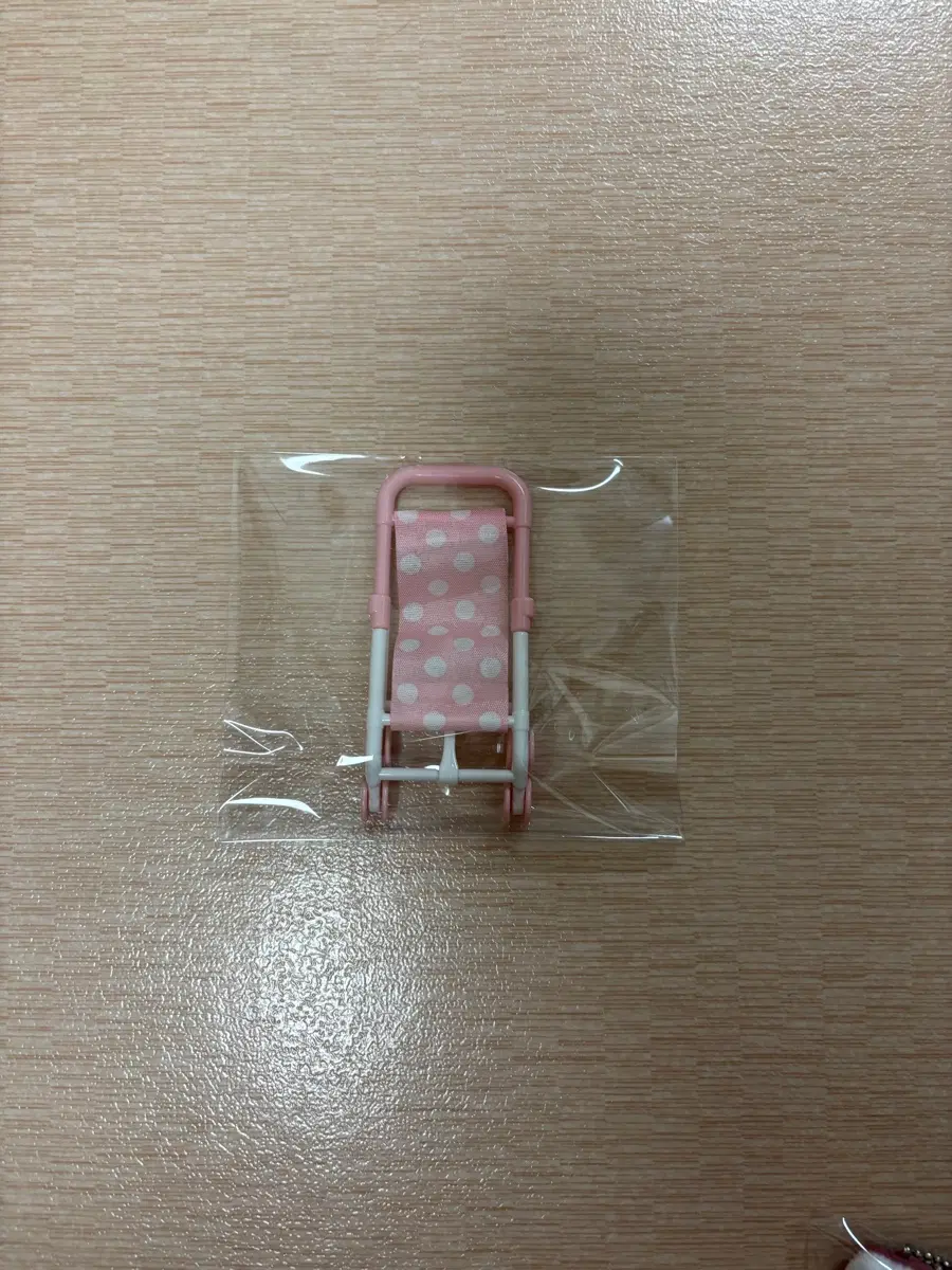 인형 꾸미기 핑크 유모차 미니어처 리멘트 가챠
