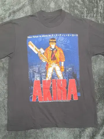 AKIRA Fashion Victim 티셔츠 백 프린트 포함 XL