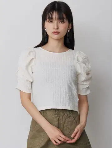 MURUA 셔링 하프탑