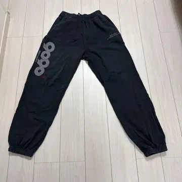 9900 블랙 스웨트 팬츠