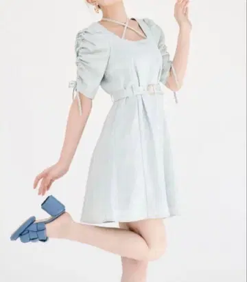 레이디 아젤 READYAZEL 민트 그린 퍼프 슬리브 원피스