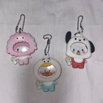 산리오 캐릭터즈 사진 배지 부착 마스코트