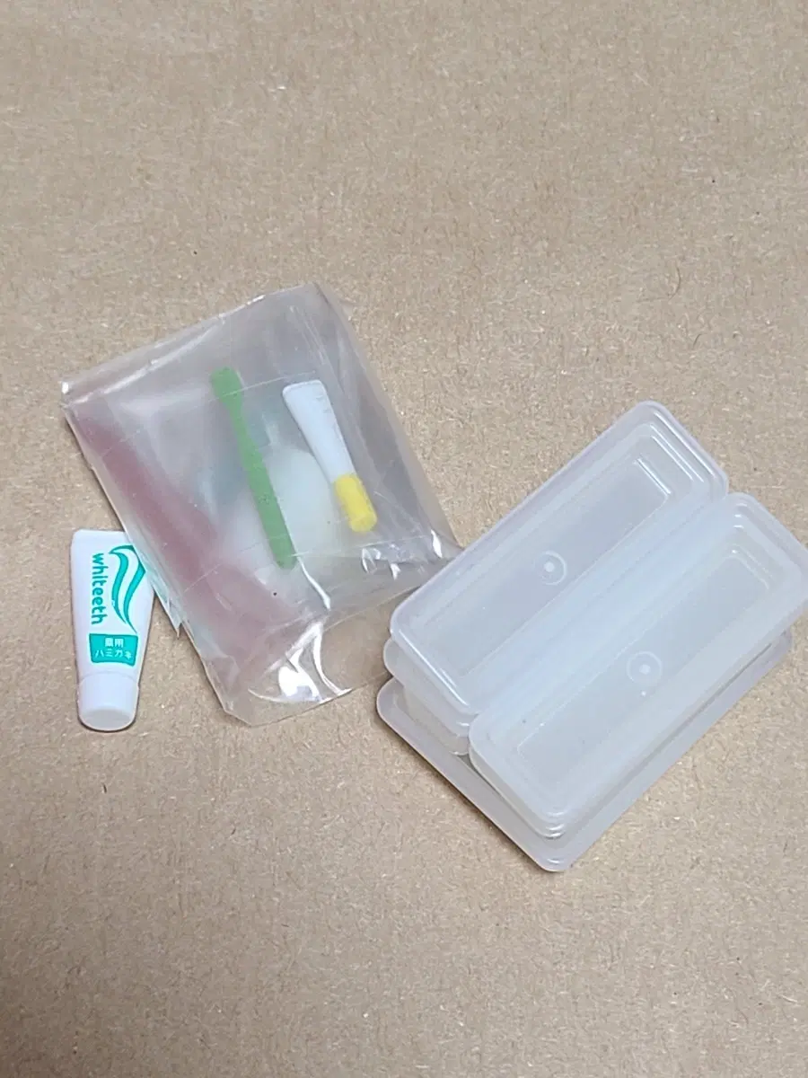 생필품 양치 칫솔 자취 서랍 가챠 피규어 캡슐토이 리멘트 오비츠 육일돌 소품