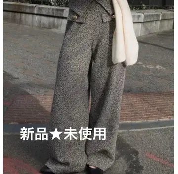 이번 시즌 ZARA 미사용 텍스처 원단 팬츠