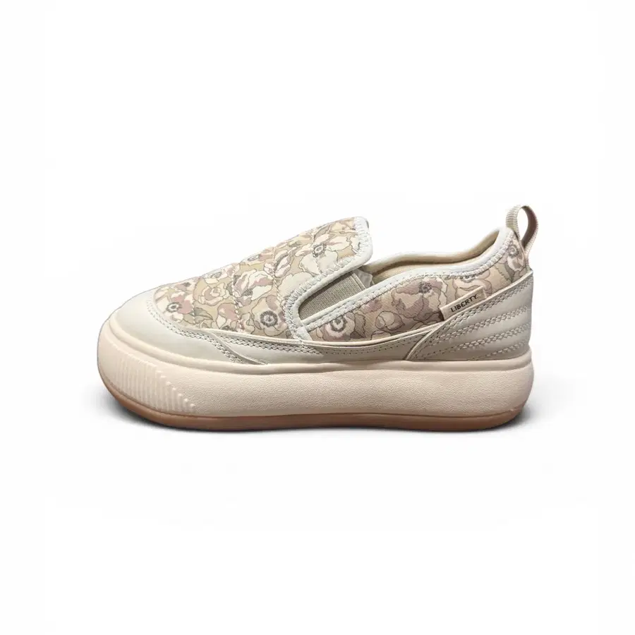 (250)푸마 X LIBERTY Suede Mayu 슬립온 선키스 384130-01