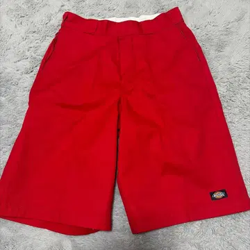 Dickies 디키즈 빨간색 하프 팬츠 지퍼 달린 32인치