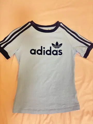 adidas 아디다스 반팔 라이트 블루 스카이블루 M 사이즈 T셔츠