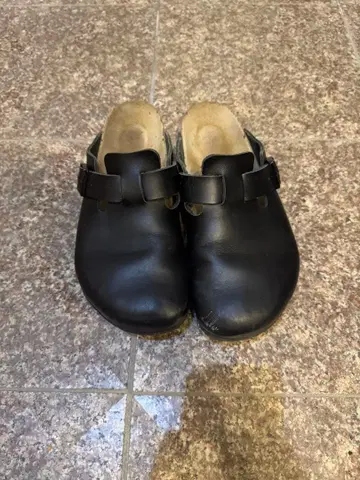 BIRKENSTOCK 런던 블랙 가죽 샌들 41