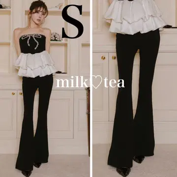 다리치 택 포함 새상품 미실루엣 컷 플레어 팬츠 S 블랙