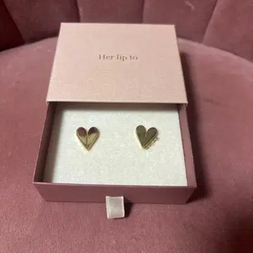 Her lip to 하트 귀걸이 골드