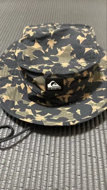 QUIKSILVER 버킷햇 카모플라주 패턴 서프햇