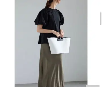 Te chichi 테치치 벌룬 슬리브 블라우스 블랙