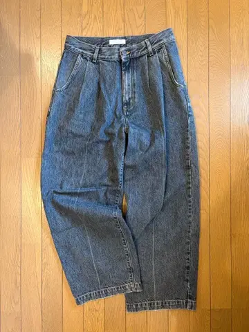 mfpen [ BIGGER JEANS ]