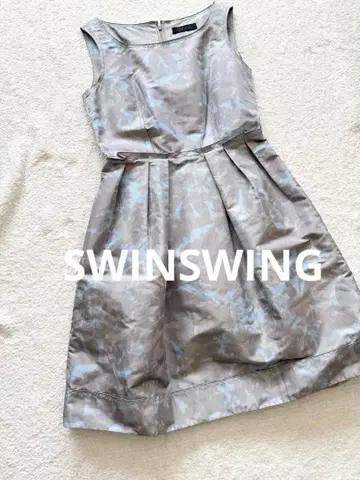 SWINSWING 슬리브리스 무릎 기장 원피스