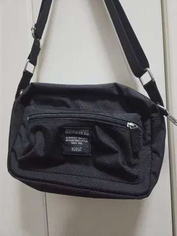 marimekko 숄더백 블랙