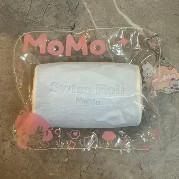 momo | 스퀴즈 롤 케이크