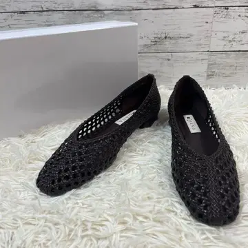 새상품급 다이애나 플랫 펌프스 뜨개질 다크 초콜릿 스무스