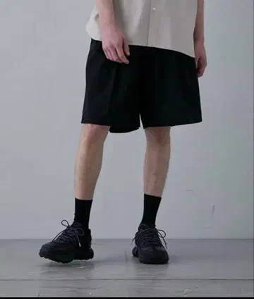 PUBLIC TOKYO 치노 하프 팬츠 2턱 블랙 M 숏