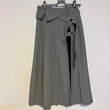 UNITED TOKYO 비지 아트 플리츠 스커트 사이즈 1