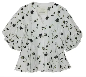 [ 새상품 ] LUCIA BERRY EMBROIDERY SEER GOWN