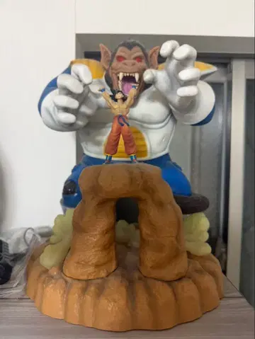 드래곤볼 거대 원숭이 베지터 손오공 피규어