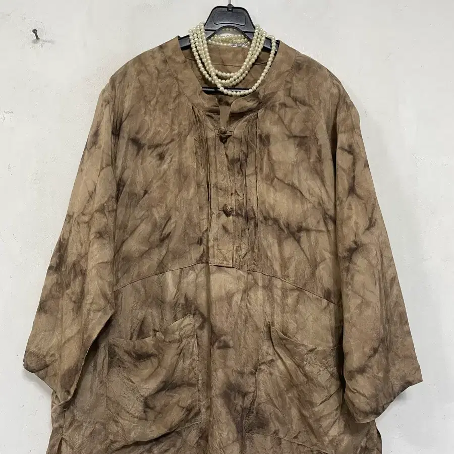 N6785 인견 블라우스.롱 블라우스.천연염색.옆트임.아방