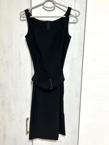 MATERIA MILANO 블랙 원피스 38