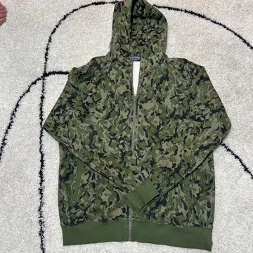 OUTDOOR PRODUCTS 카모플라주 패턴 지퍼 후드티 L