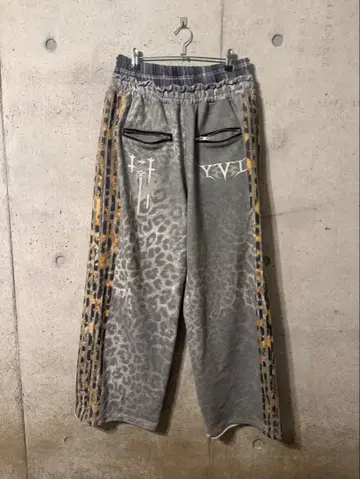 cozy worldwide 레오파드 무늬 스웨트 팬츠