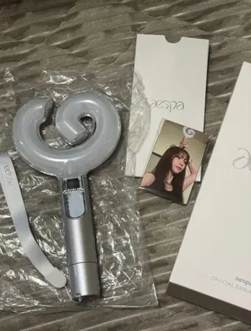 aespa 공식 응원봉 ver.2 트레이딩 카드 포함