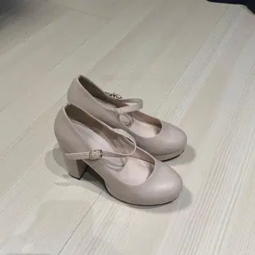 펌프스 베이지 하이힐 브라이덜