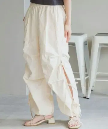 Kastane 카스타네 카고 팬츠 사이즈 1 아이보리 여성용