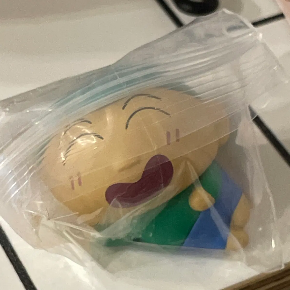 짱구 레이지 칠 훈이 옆으로 누워 피규어 짱구패밀리