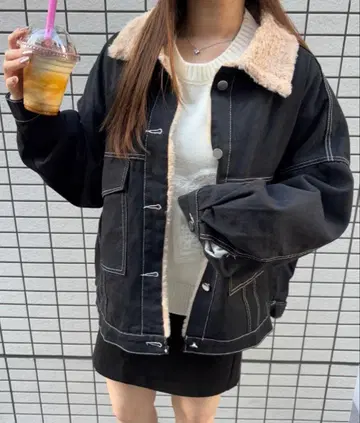보아 카라 부착 데님 자켓 블랙
