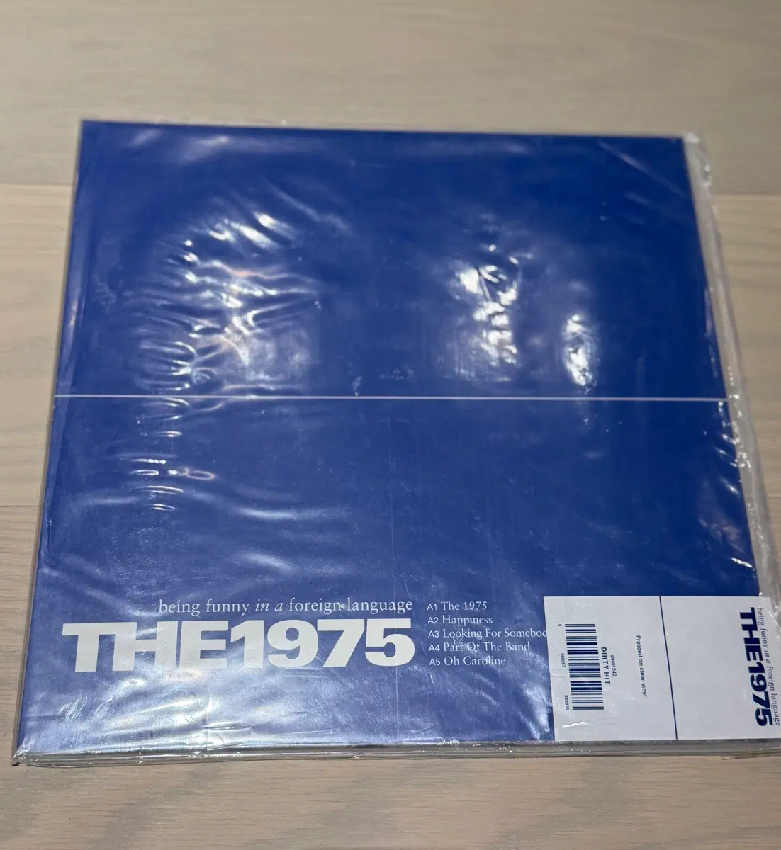 The 1975의 다섯 번째 정규 앨범 Being Funny in a Foreign Language.