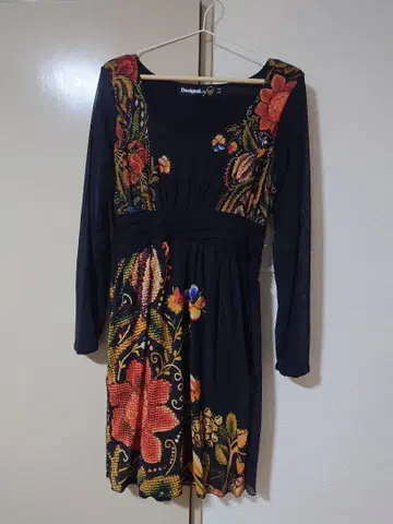 [ Desigual ] 튜닉 원피스 꽃무늬 블랙