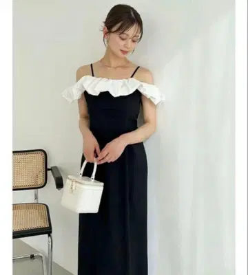 SNIDEL 스나이델 퍼프 슬리브 원피스